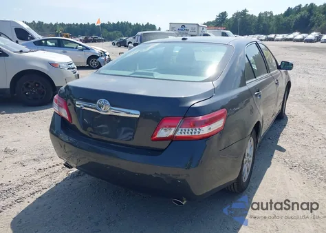 2010 Toyota Camry Xle V6 z USA, uszkodzony, nr VIN 4T1BK3EK2AU106079